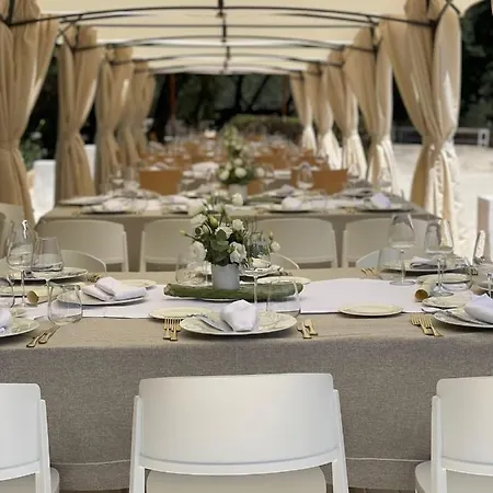 Opunzia Masseria Mediterranea Hotel